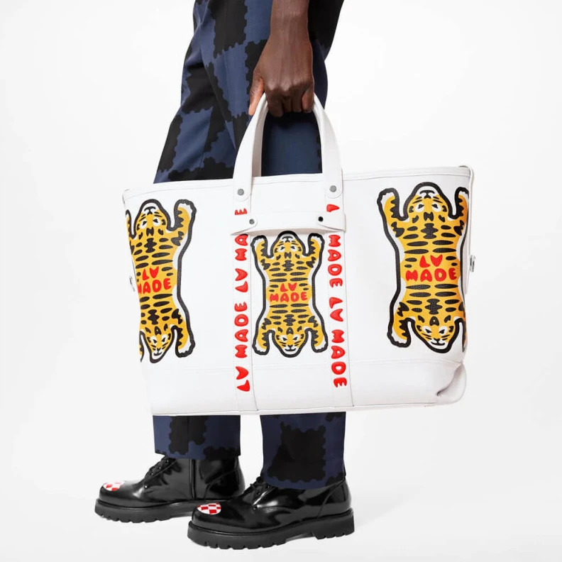 Louis vuitton locations Textile l Louis Vuitton x Nigo Tote Journey White
