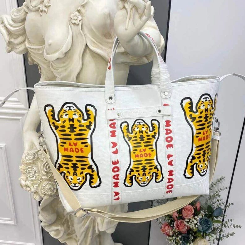 Louis vuitton locations Textile l Louis Vuitton x Nigo Tote Journey White