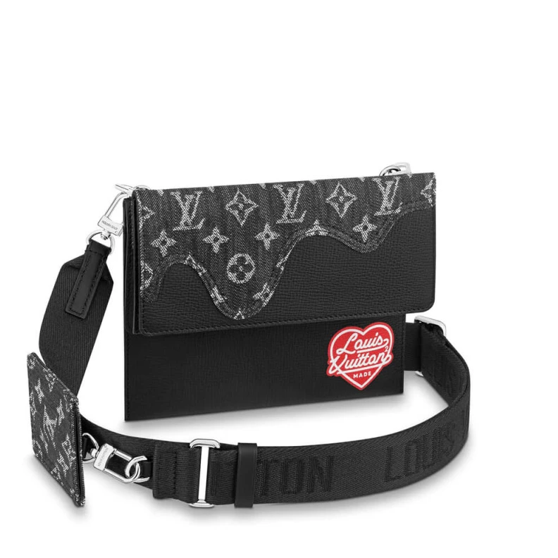 Strap:Rem Louis Vuitton x Nigo Trio Pouch Black