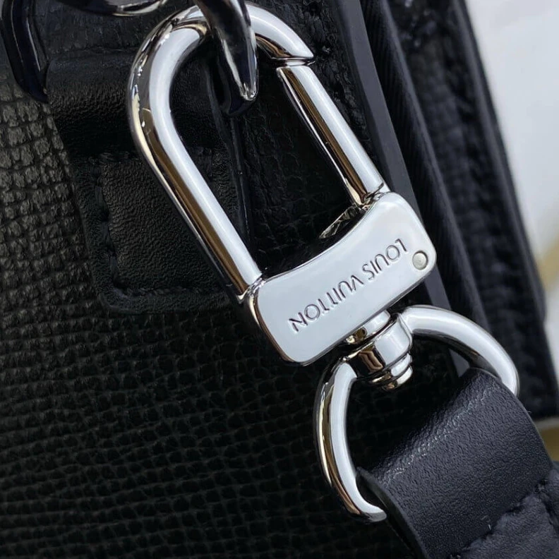 Mythick Strap:Rem Louis Vuitton x Nigo Trio Pouch Black