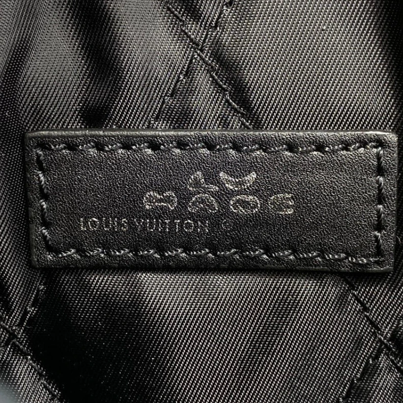 Mythick Strap:Rem Louis Vuitton x Nigo Trio Pouch Black