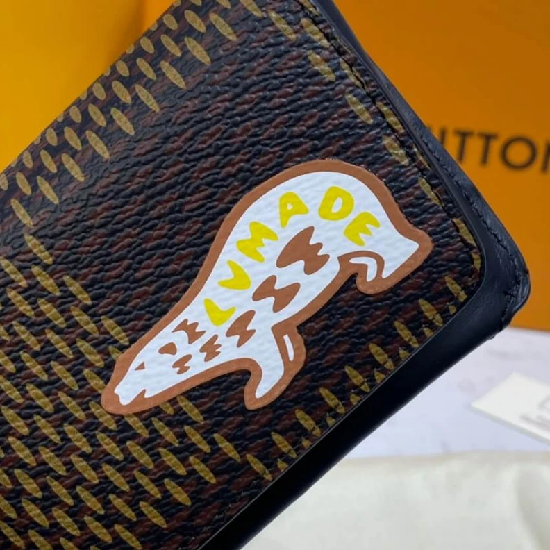 Replica bag Virgil Abl Louis Vuitton x Nigo Woody Glasses Case