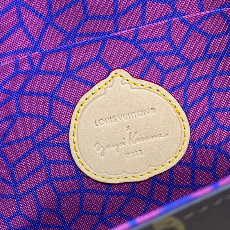 Lv belts replica Removable Louis Vuitton x Yayoi Kusama Felicie Pochette