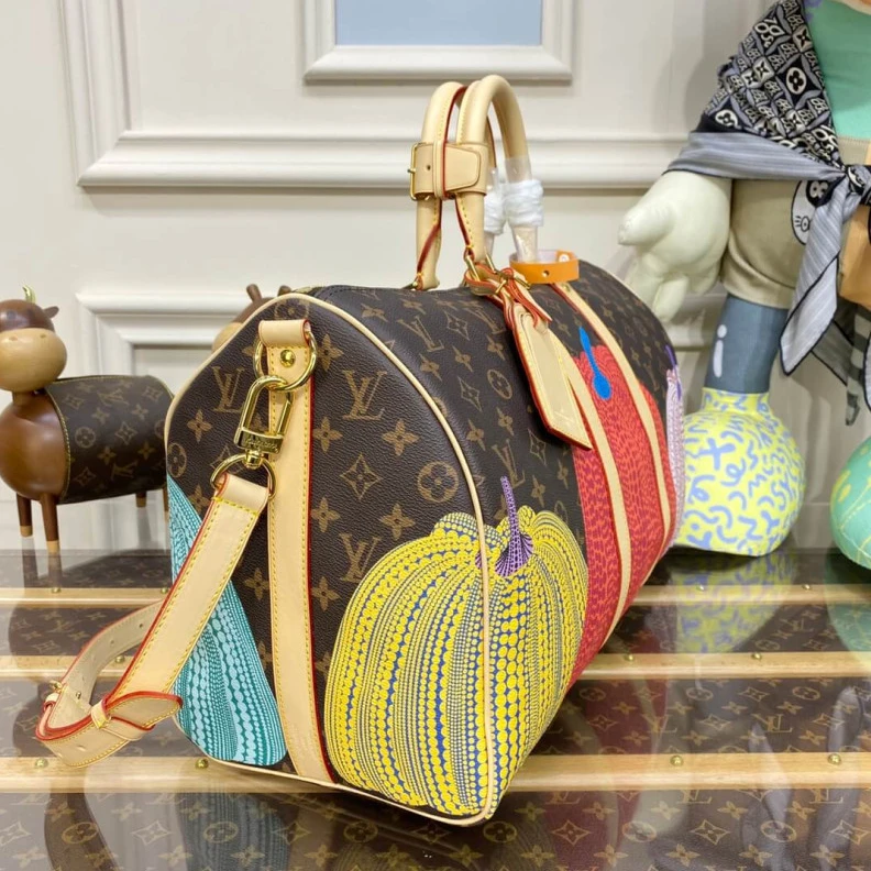 Mythick Cowhidele Louis Vuitton x Yayoi Kusama Keepall 45
