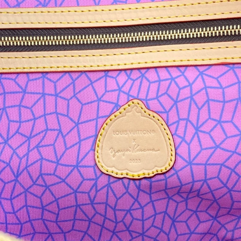 Mythick Cowhidele Louis Vuitton x Yayoi Kusama Keepall 45