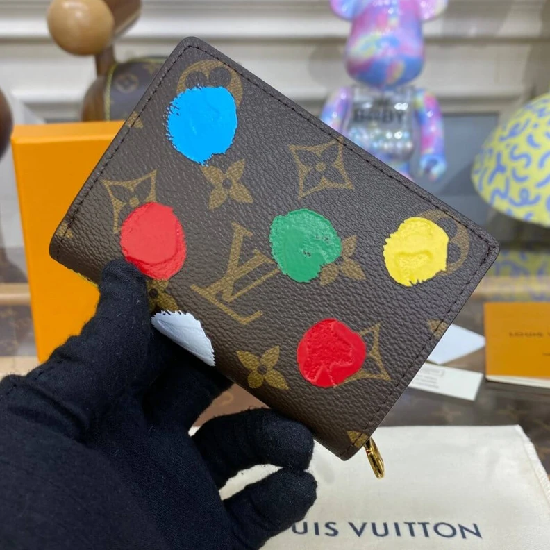 Replica bags lv Goldcolor Louis Vuitton x Yayoi Kusama Lou Wallet M81981