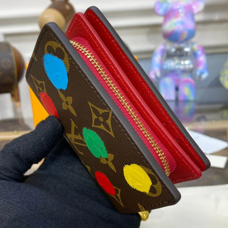 Replica bags lv Goldcolor Louis Vuitton x Yayoi Kusama Lou Wallet M81981