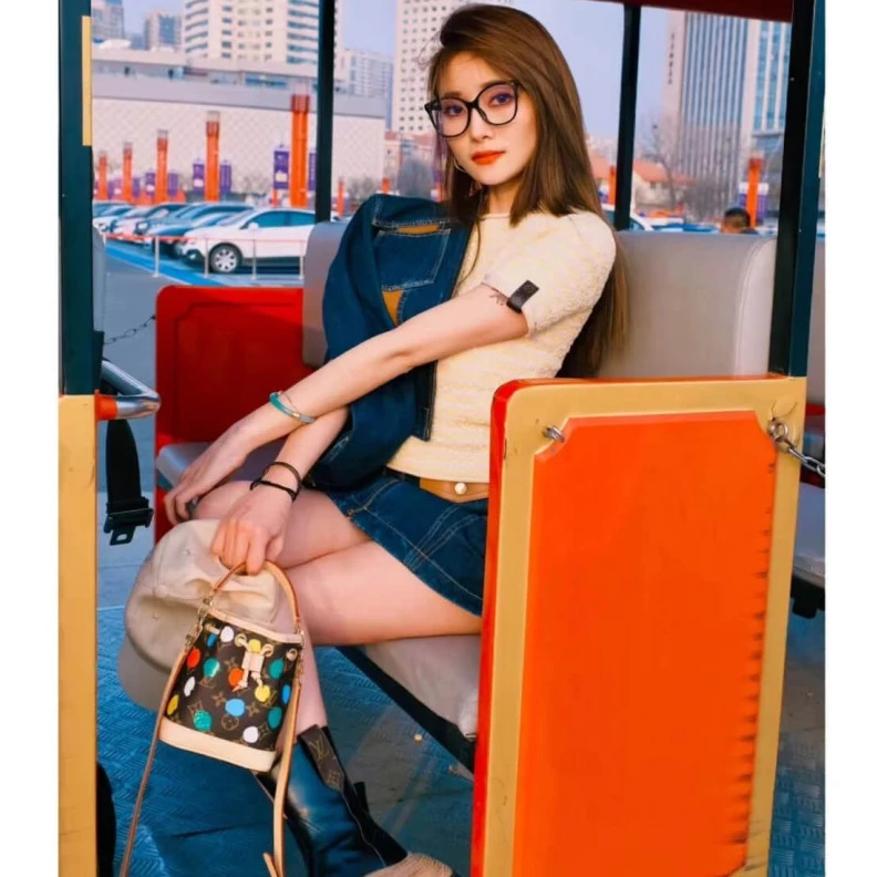 Replica bag Colored c Louis Vuitton x Yayoi Kusama Nano Noe Bucket Bag