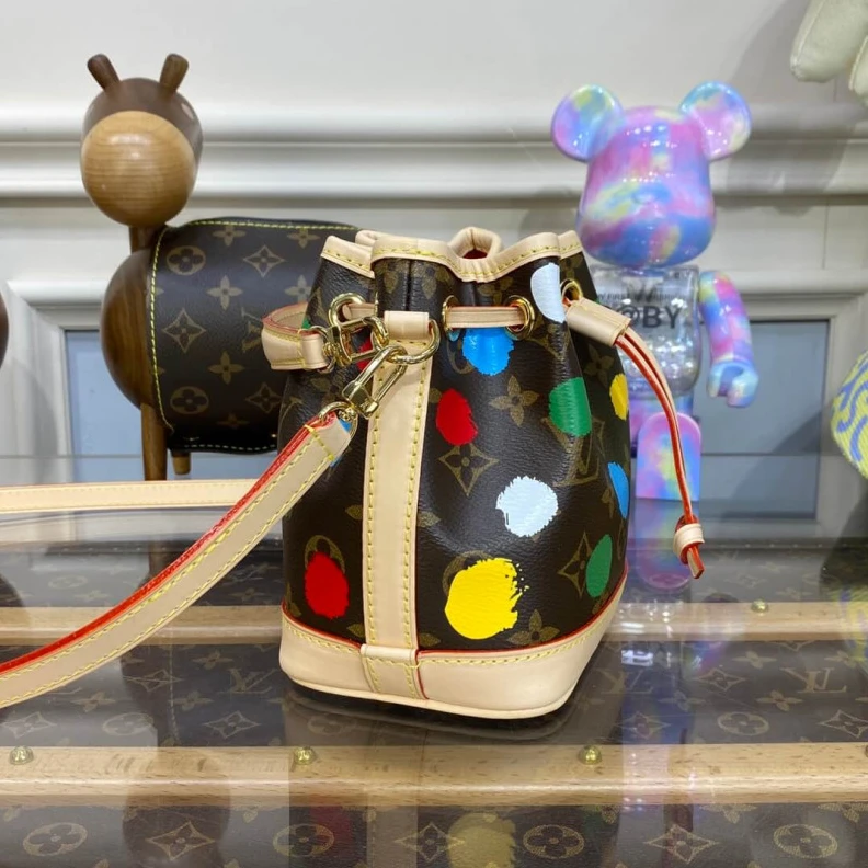 Replica bag Colored c Louis Vuitton x Yayoi Kusama Nano Noe Bucket Bag