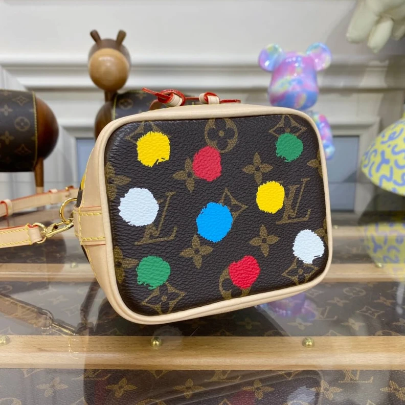 Replica bag Colored c Louis Vuitton x Yayoi Kusama Nano Noe Bucket Bag