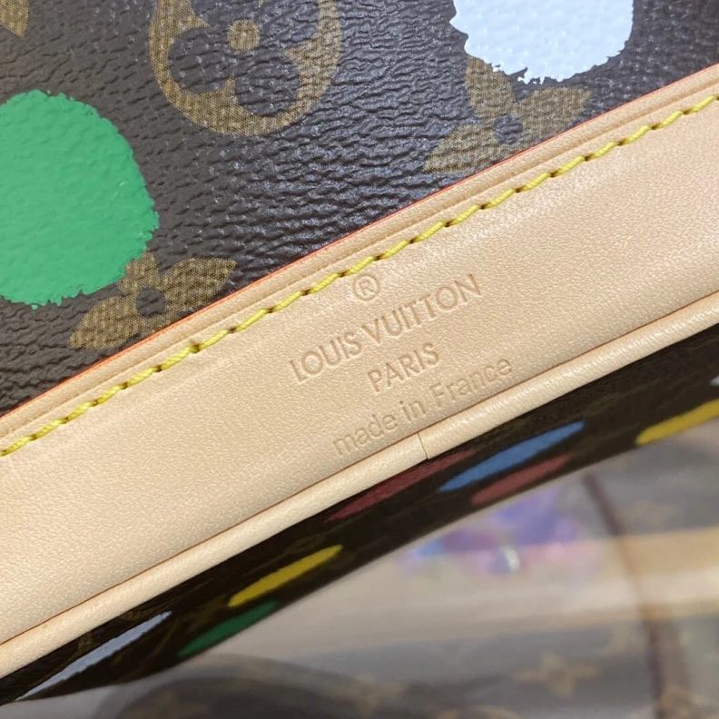 Replica bag Colored c Louis Vuitton x Yayoi Kusama Nano Noe Bucket Bag