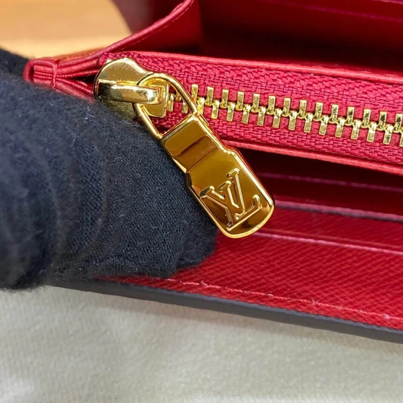 Mythick Zipped co Louis Vuitton x Yayoi Kusama Sarah Wallet