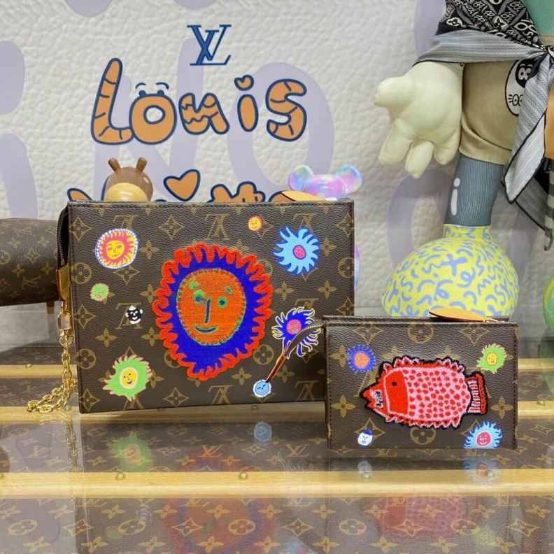 Louis vuitton locations Chain:Rem Louis Vuitton x Yayoi Kusama Toiletry Pouch On Chain