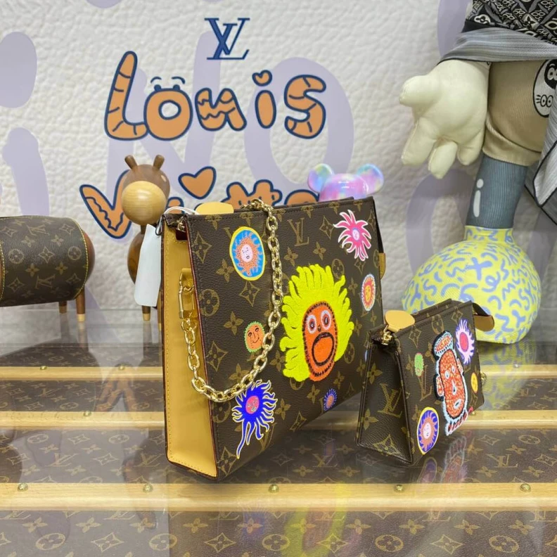 Louis vuitton locations Chain:Rem Louis Vuitton x Yayoi Kusama Toiletry Pouch On Chain
