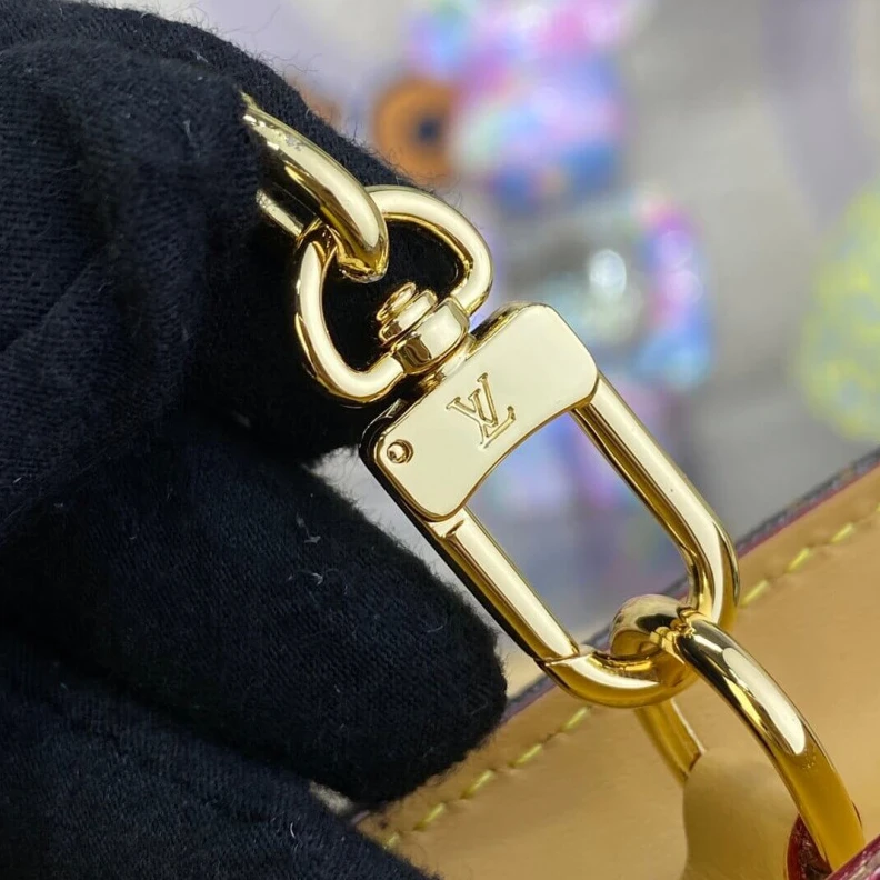 Louis vuitton locations Chain:Rem Louis Vuitton x Yayoi Kusama Toiletry Pouch On Chain