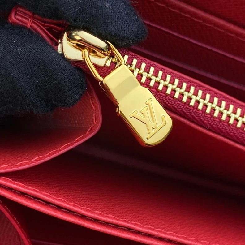 Mythick ru 19.5 x 10 Louis Vuitton x Yayoi Kusama Zippy Wallet
