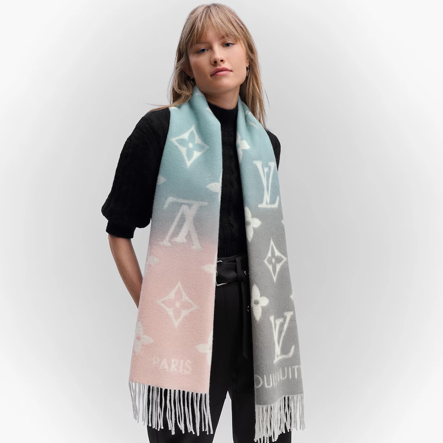 Louis vuitton locations Louis Vuitton Bleu Rose M70868 Reykjavik Gradient Scarf