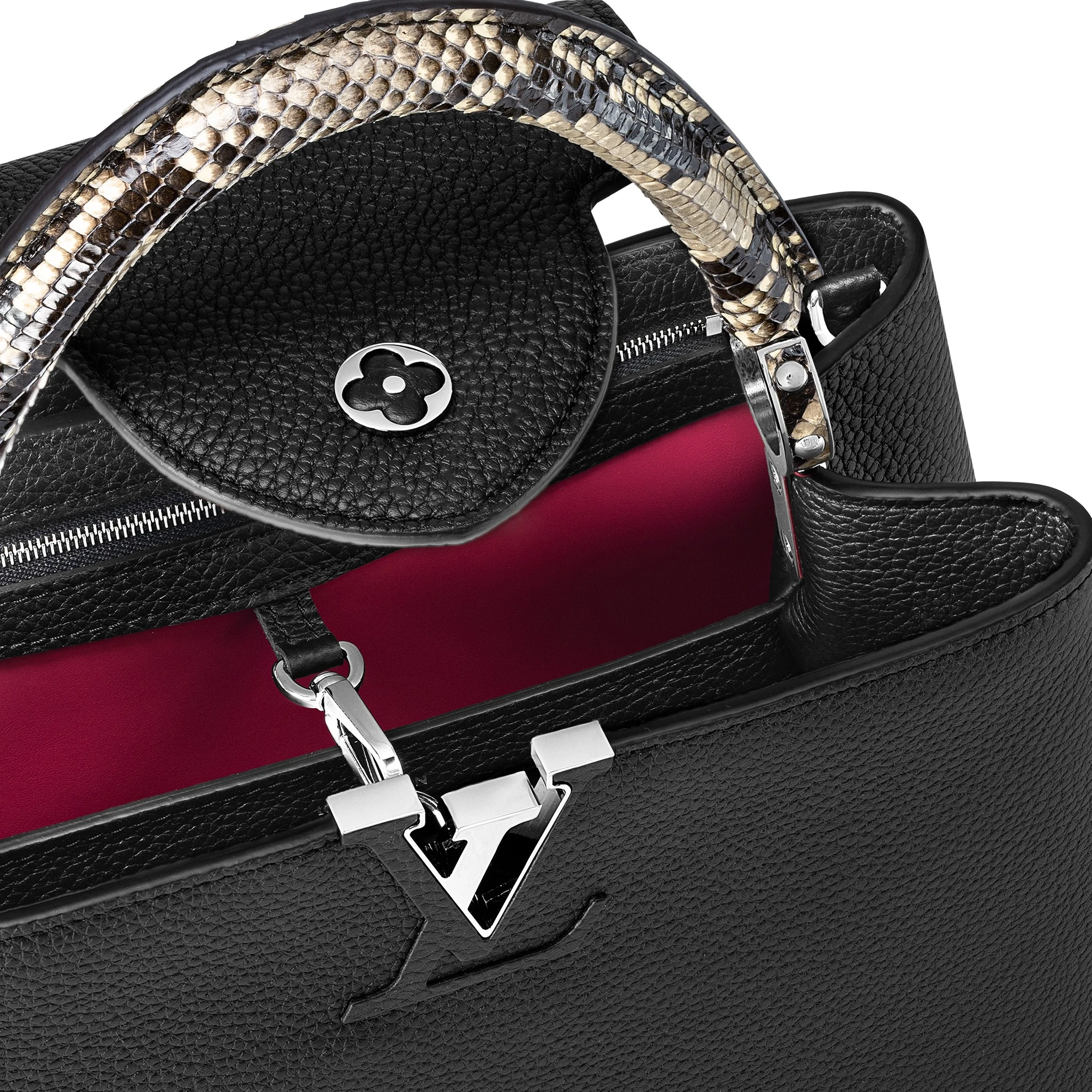 Louis vuitton locations Louis Vuitton Capucines MM Black N92800