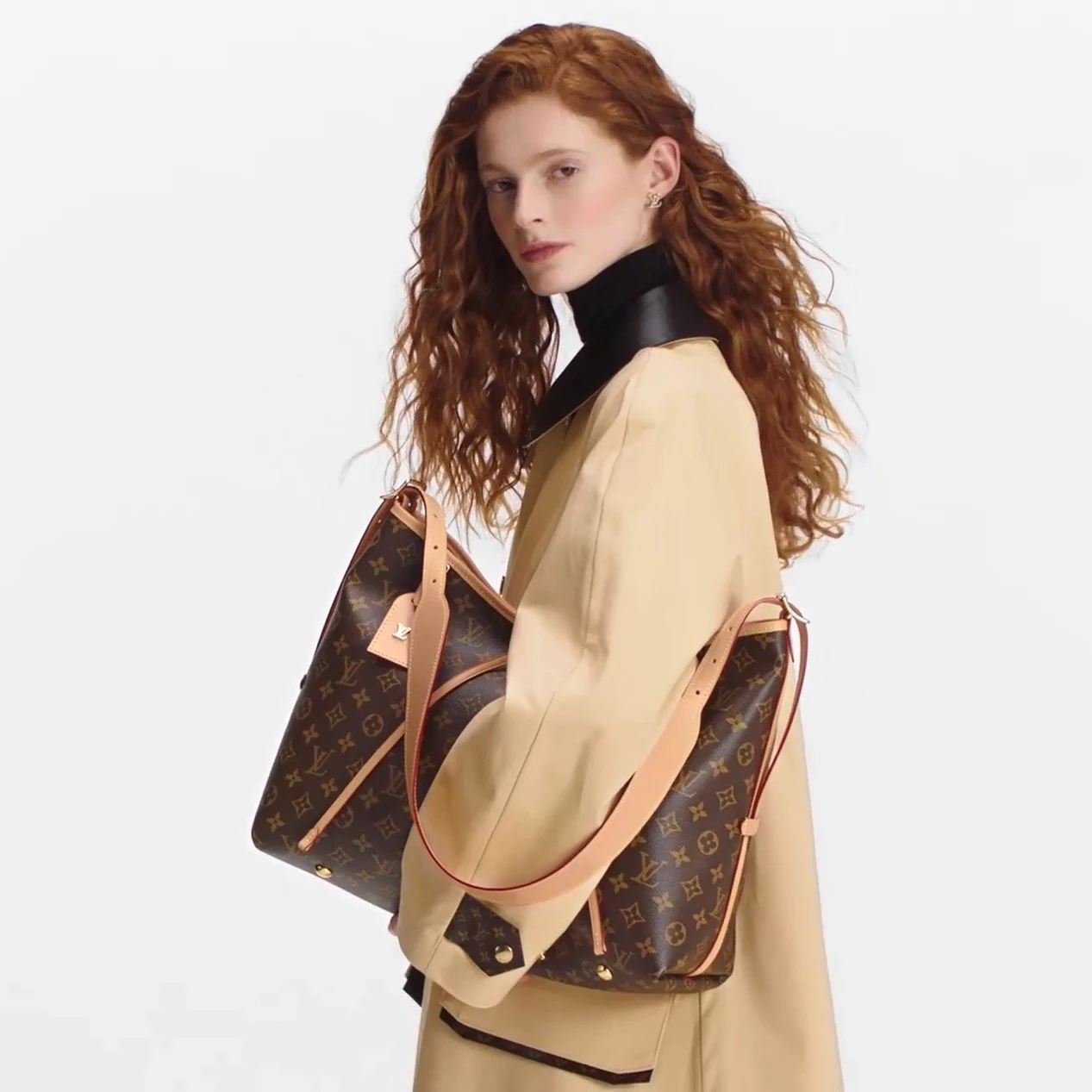 Louis vuitton locations Louis Vuitton CarryAll MM Monogram M46197