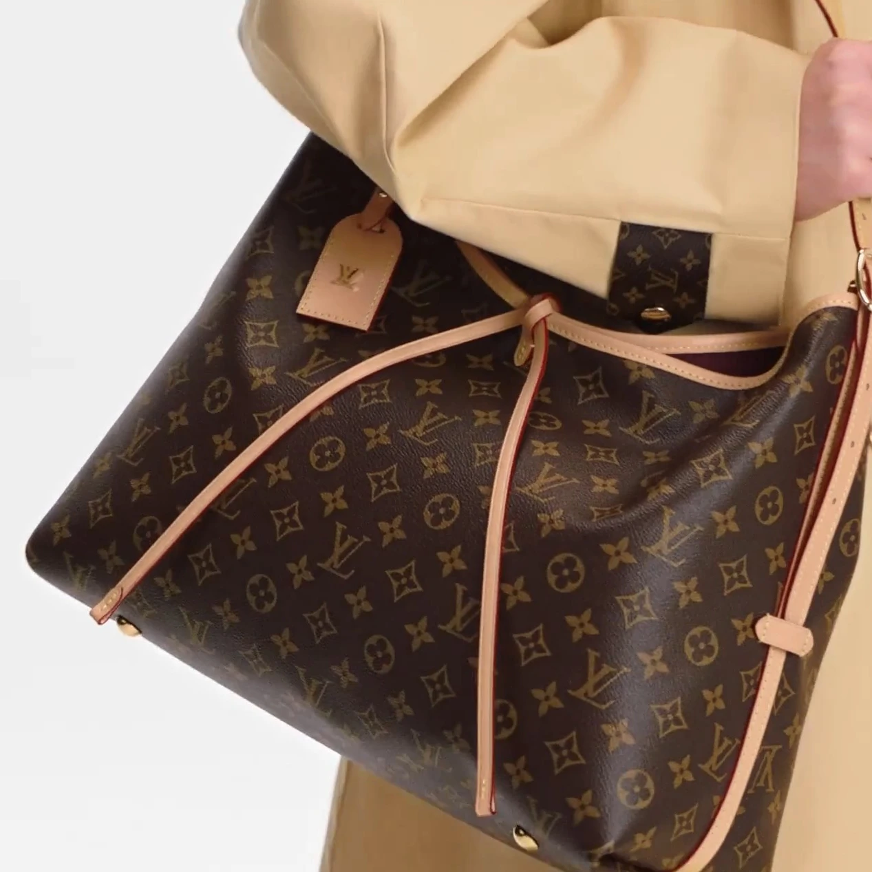Louis vuitton locations Louis Vuitton CarryAll MM Monogram M46197