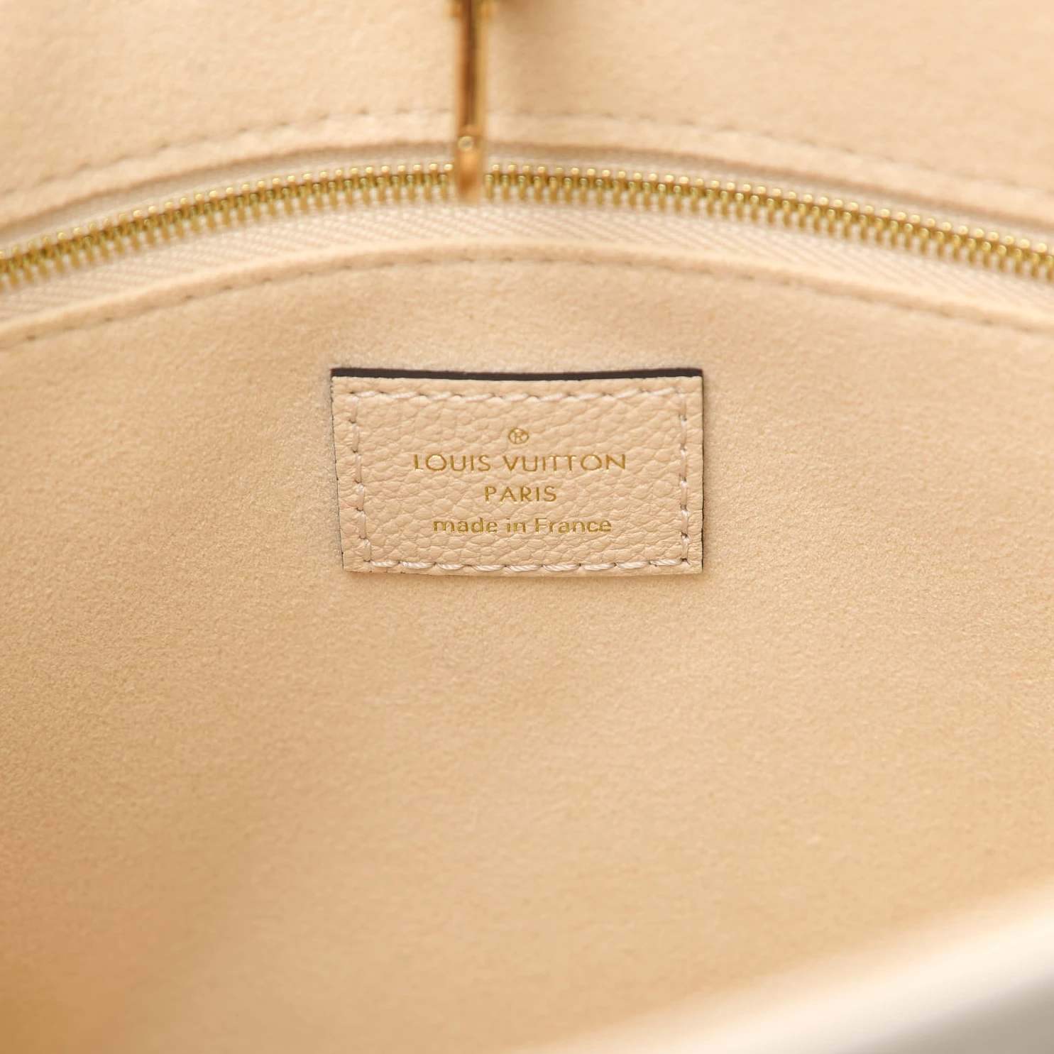 Replica bags lv Louis Vuitton Empreinte Monogram Giant Onthego PM M45654 Creme Bois De Rose