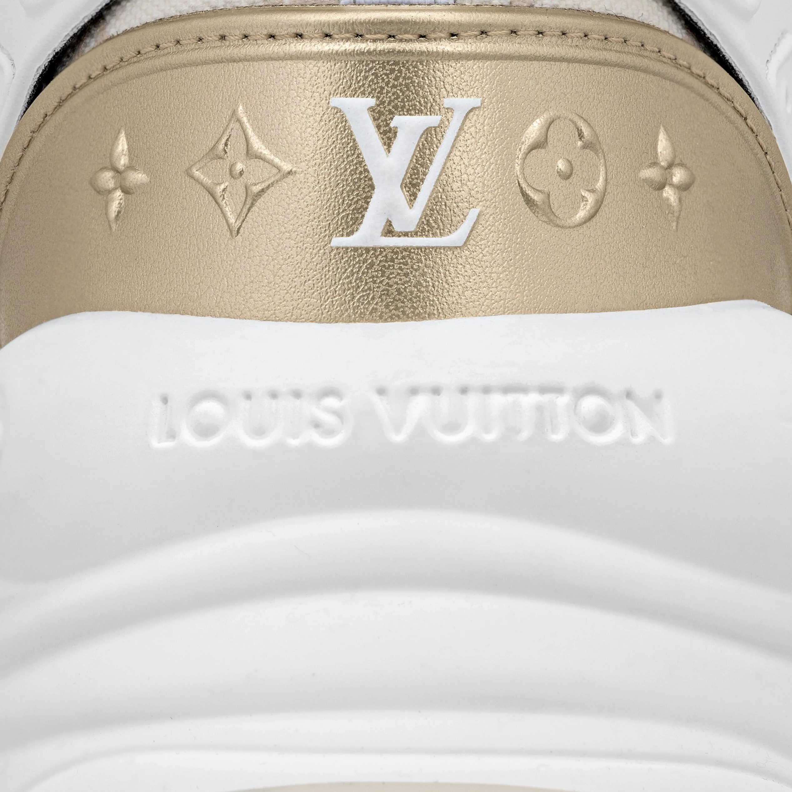 Mythick ru Louis Vuitton LV Run 55 Sneaker Monogram denim Beige 1ABHR7