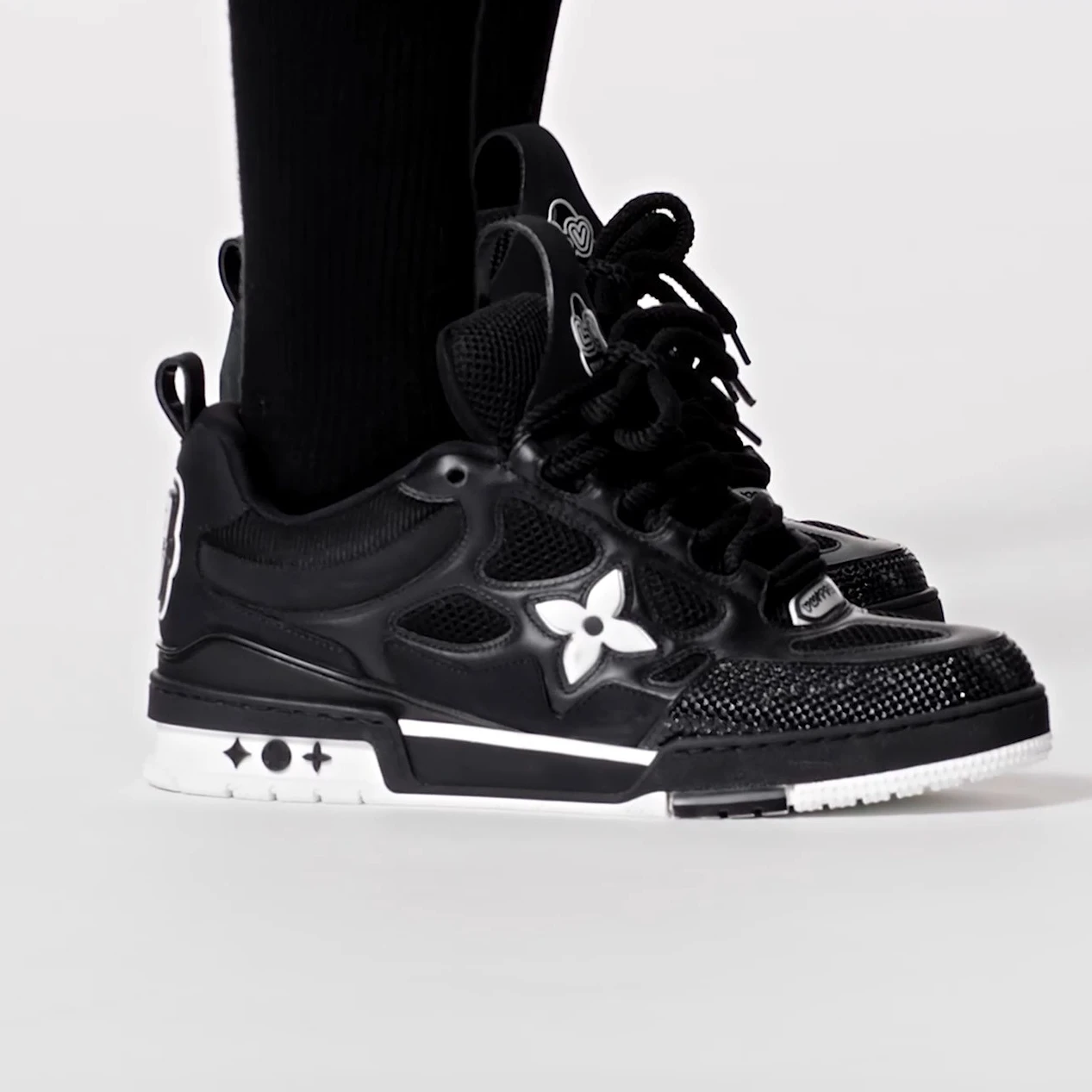 Mythick.ru Louis Vuitton LV Skate Sneaker Since 54 Monogram Flowers Black 1AARR0