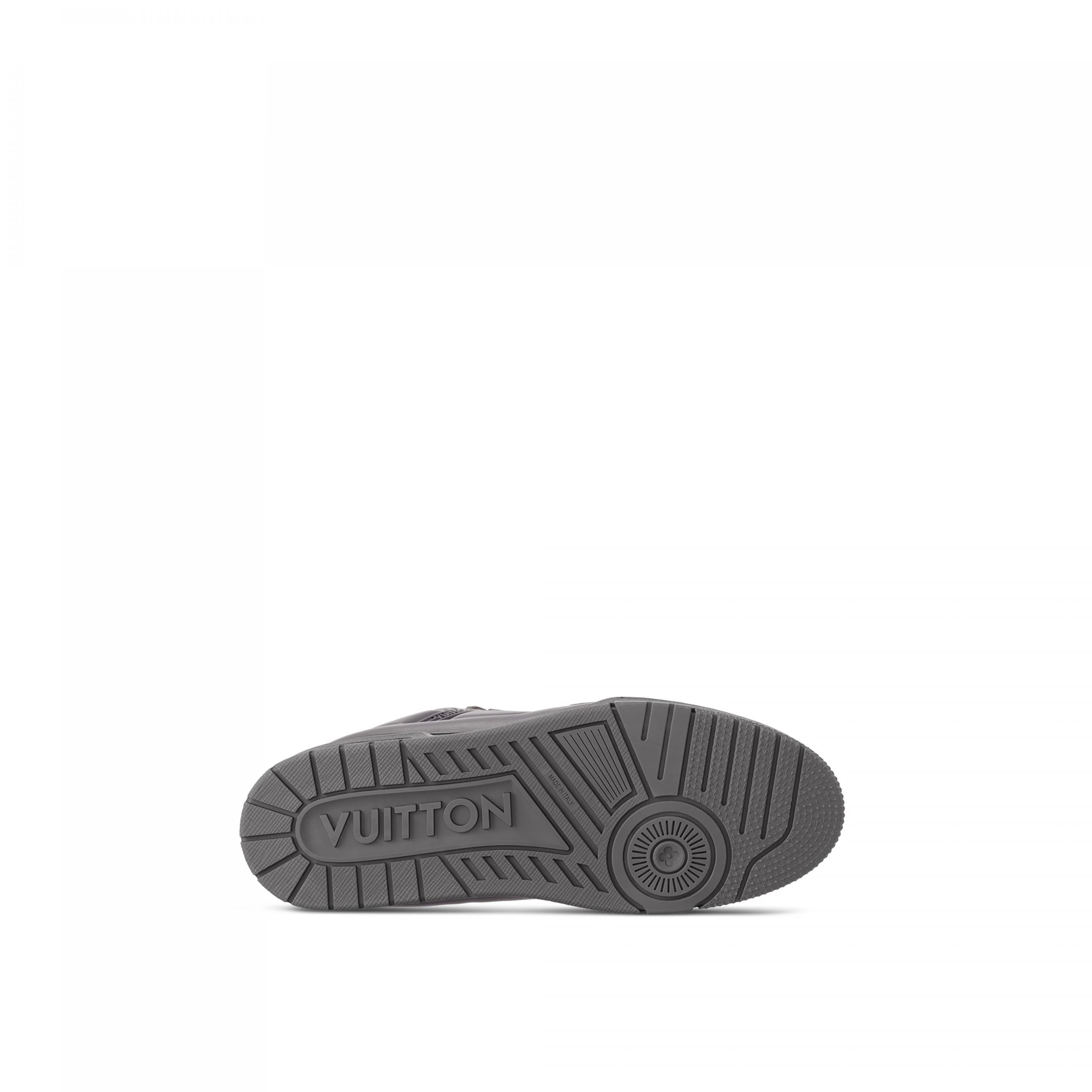 Louis vuitton locations Louis Vuitton LV Trainer Sneaker Calf leather Grey 1AC5CV