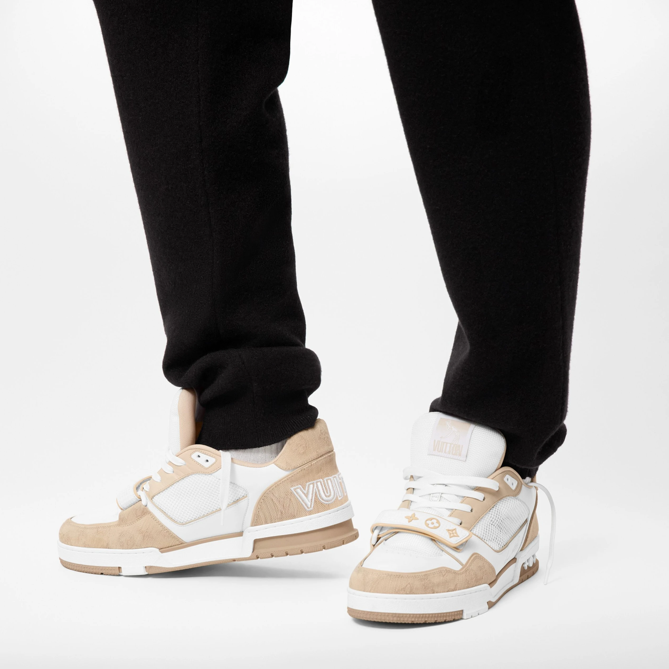 Mythick Louis Vuitton LV Trainer Sneaker Velcro strap Monogram denim Beige 1A9ZC0