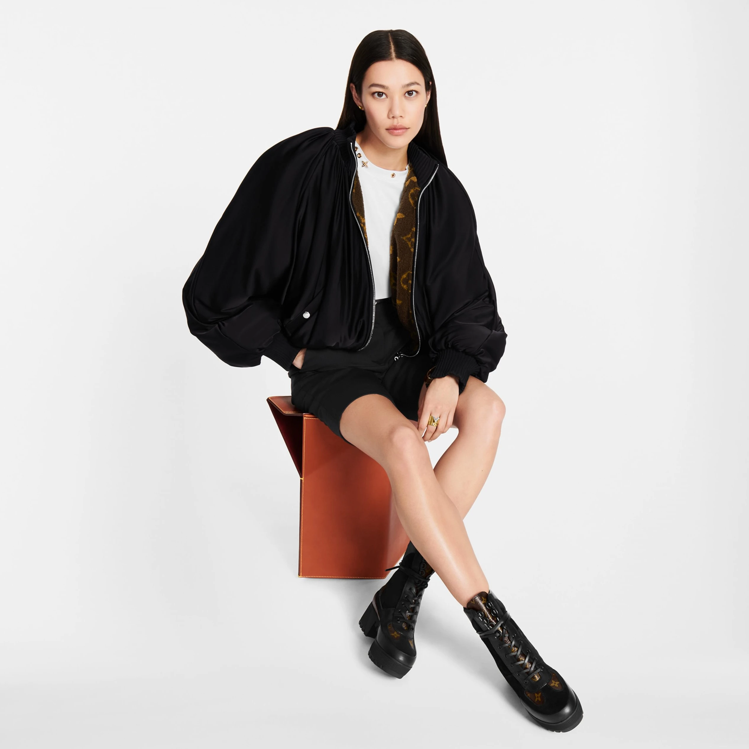 Replica bags lv Louis Vuitton Laureate Platform Desert Boot Black 1A4XXZ
