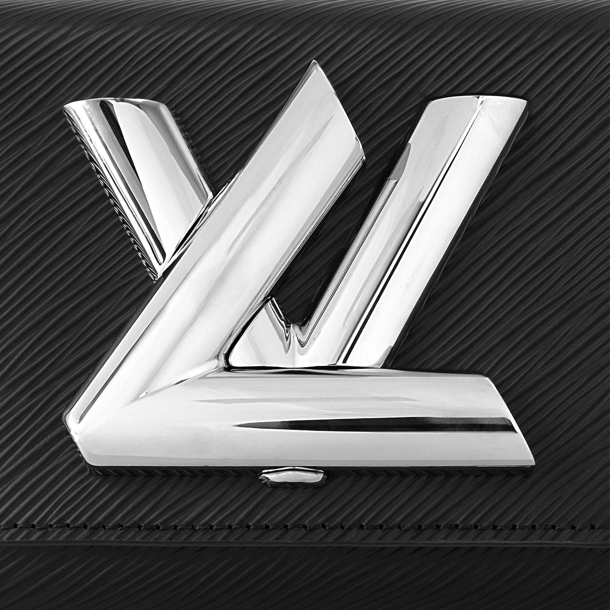 Replica bags lv Louis Vuitton M22296 Twist Lock XL Black