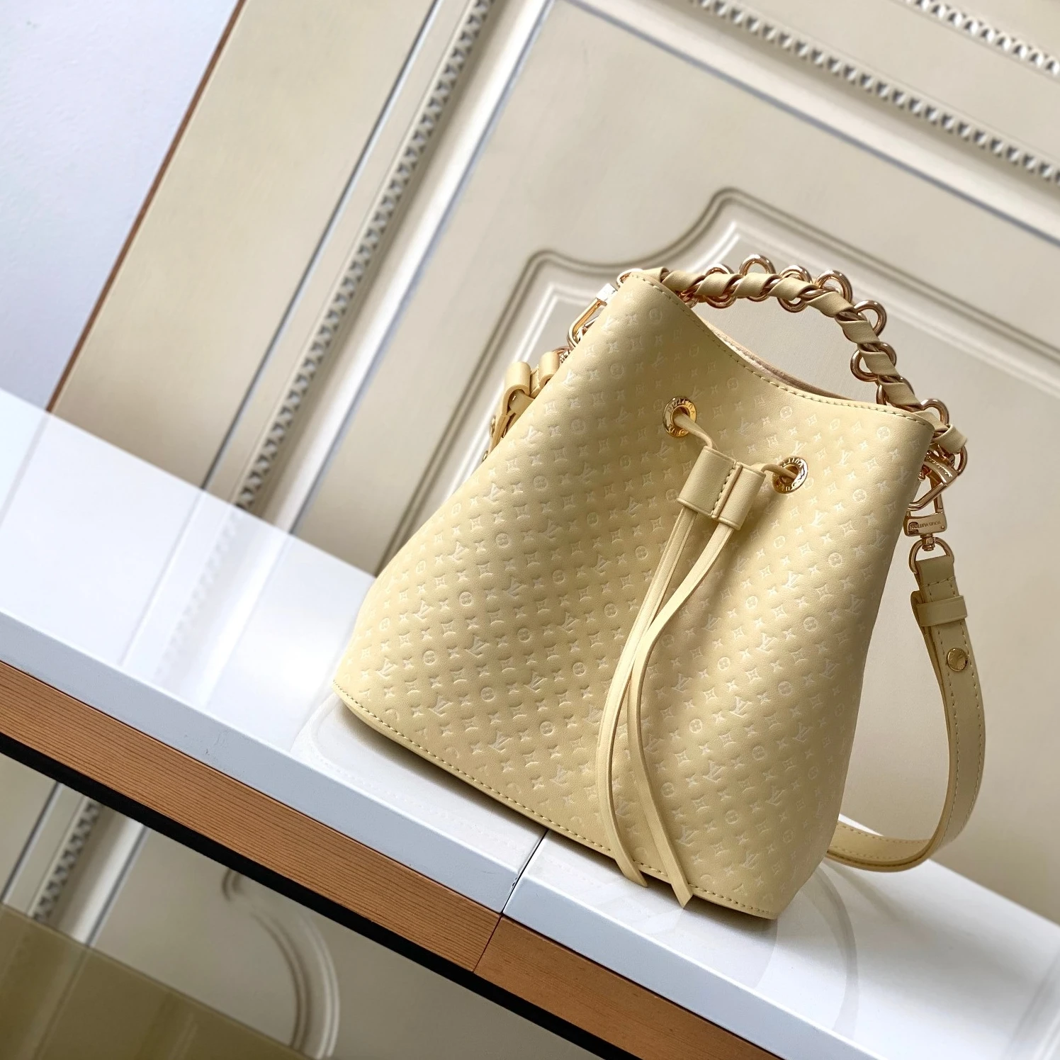 Replica bags lv Louis Vuitton M22599 Calfskin Yellow Néonoé BB