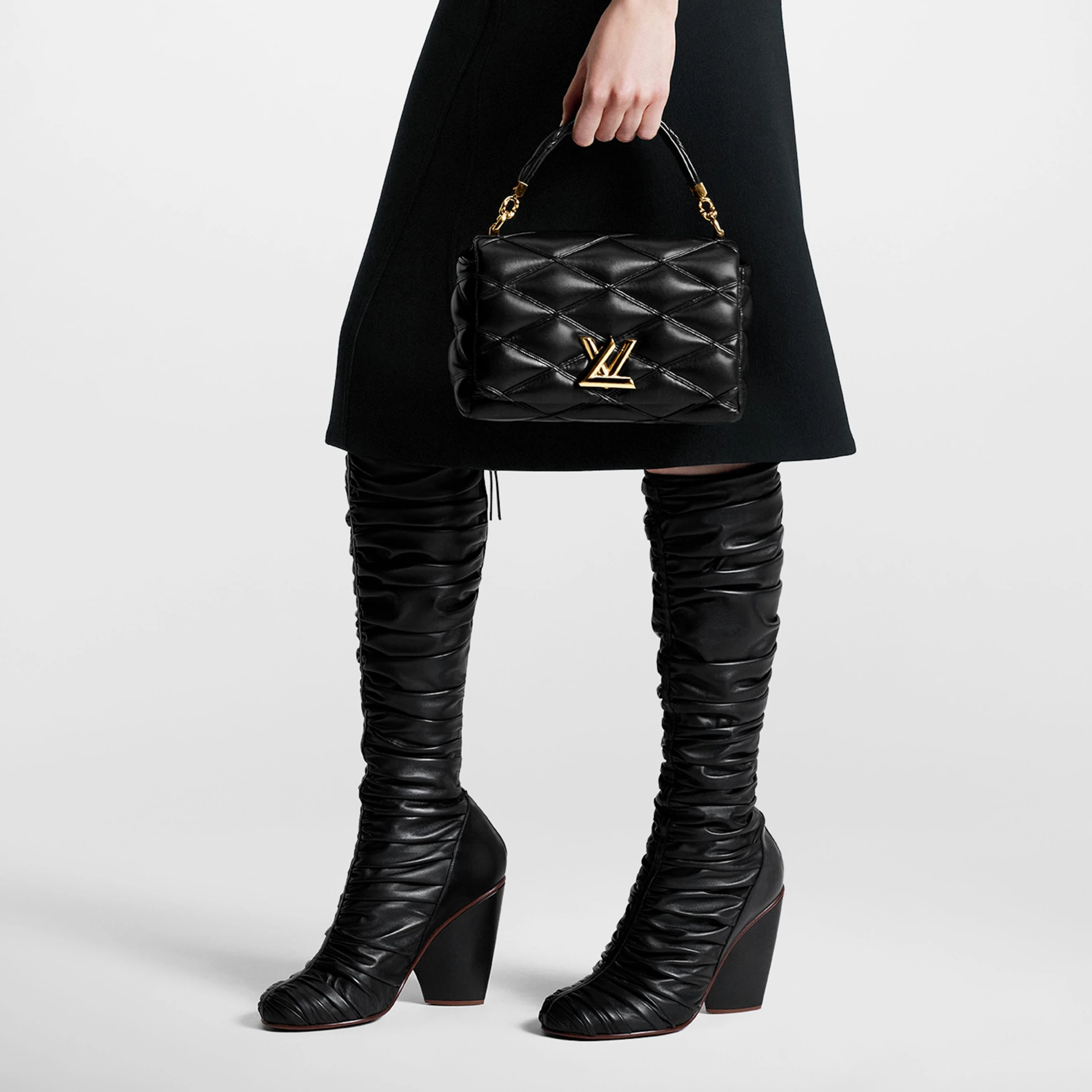 Top lv Louis Vuitton M22891 GO-14 MM Black