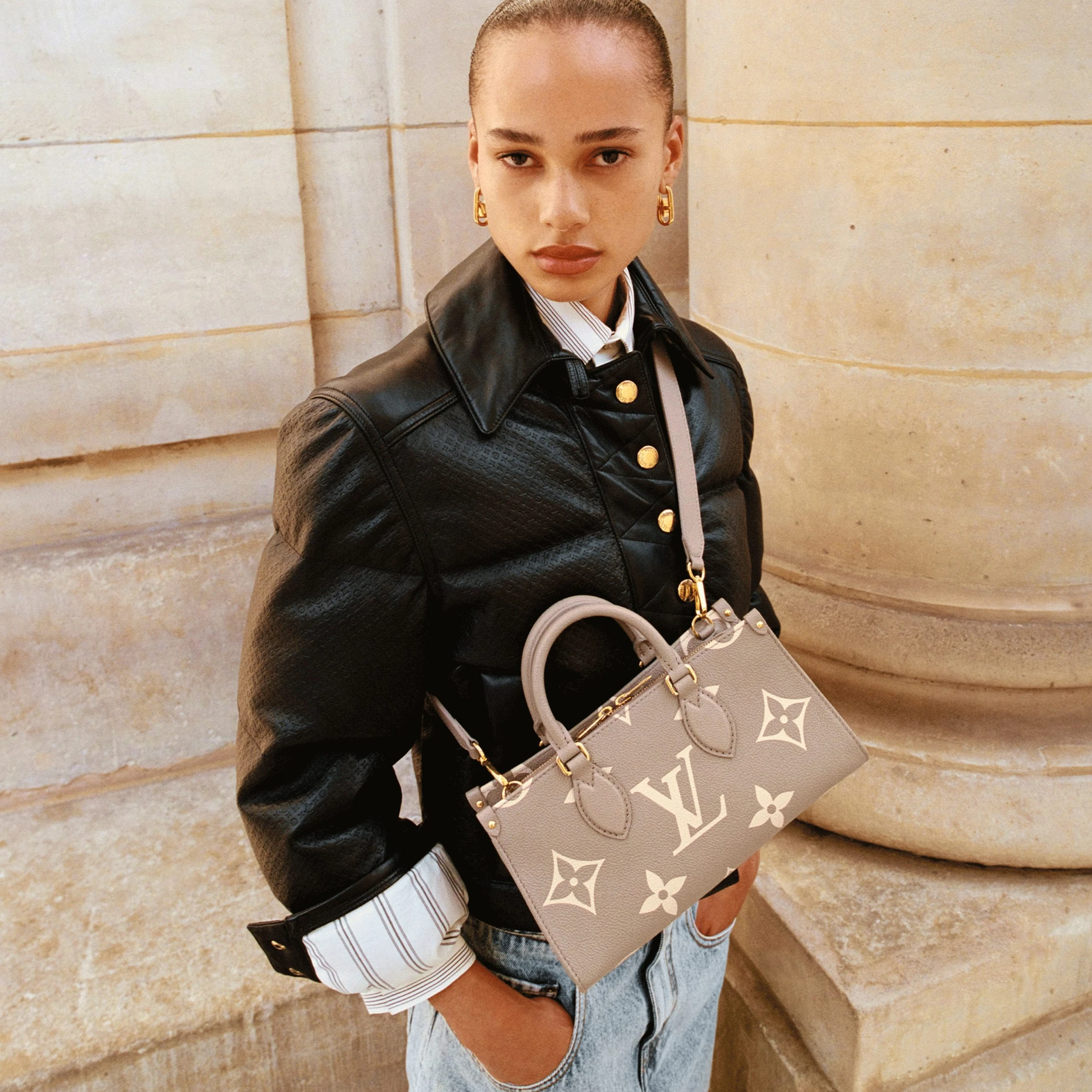 Replica bag Louis Vuitton M23641 OnTheGo East West Dove Cream Bicolor Monogram Empreinte Leather