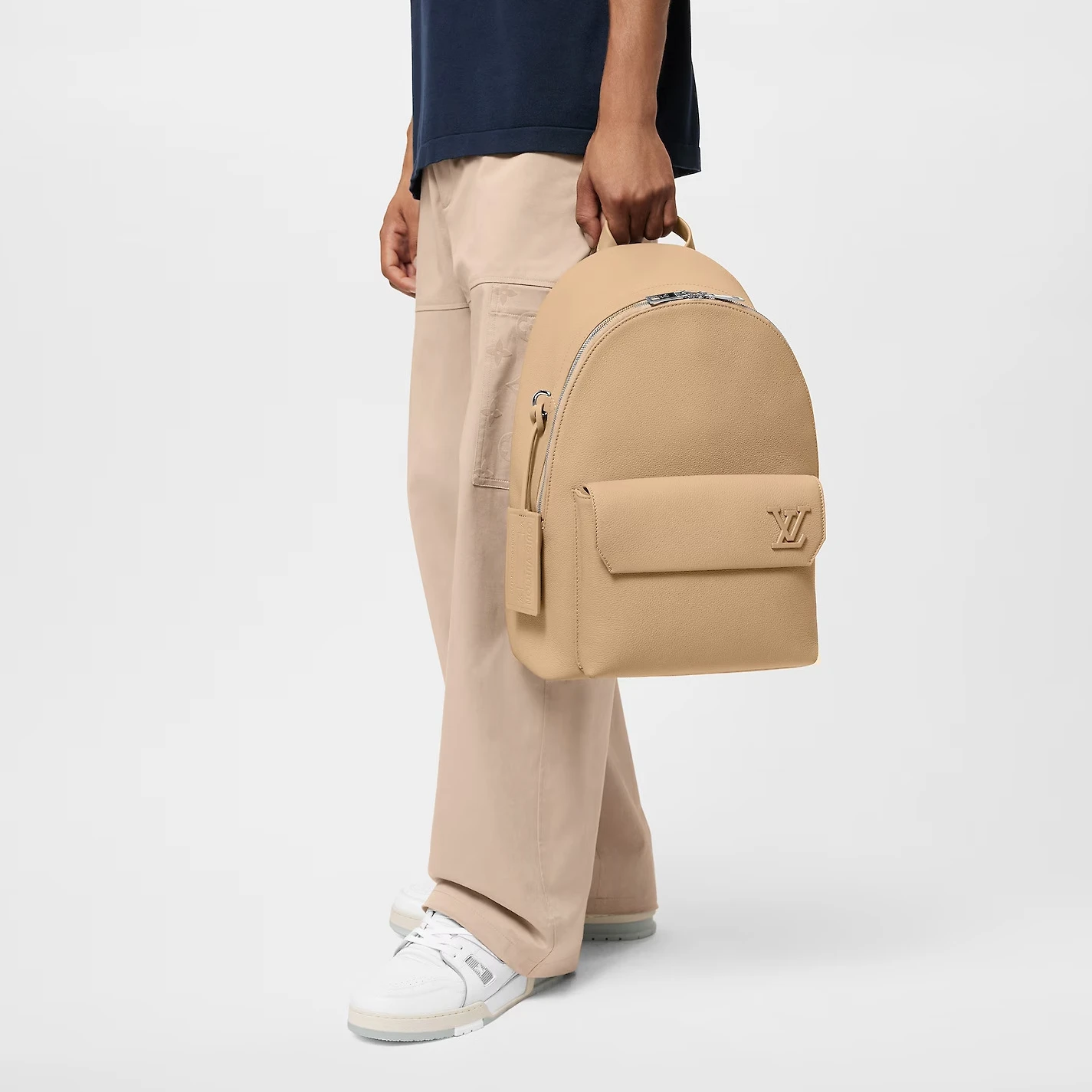 Replica bag Louis Vuitton M23708 Takeoff Backpack