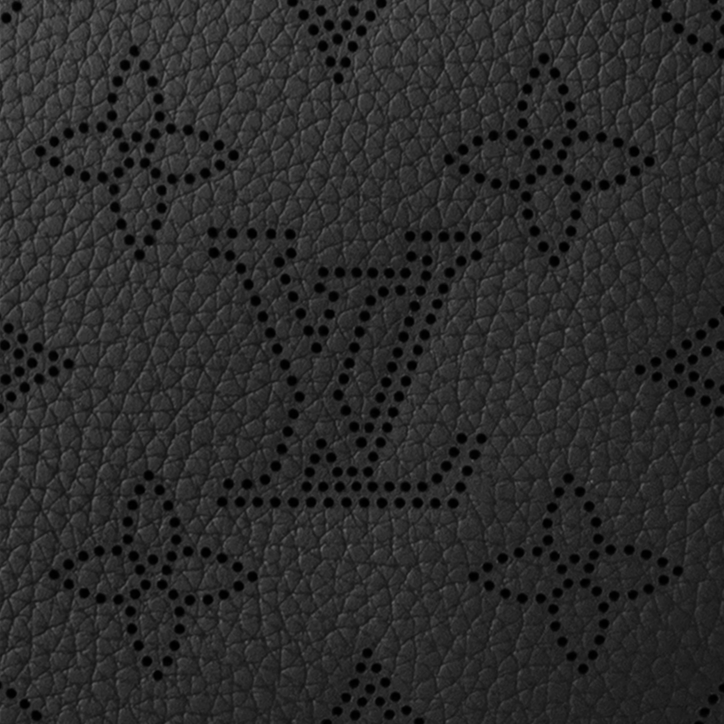 Louis vuitton locations Louis Vuitton M24132 Hand It All MM Black