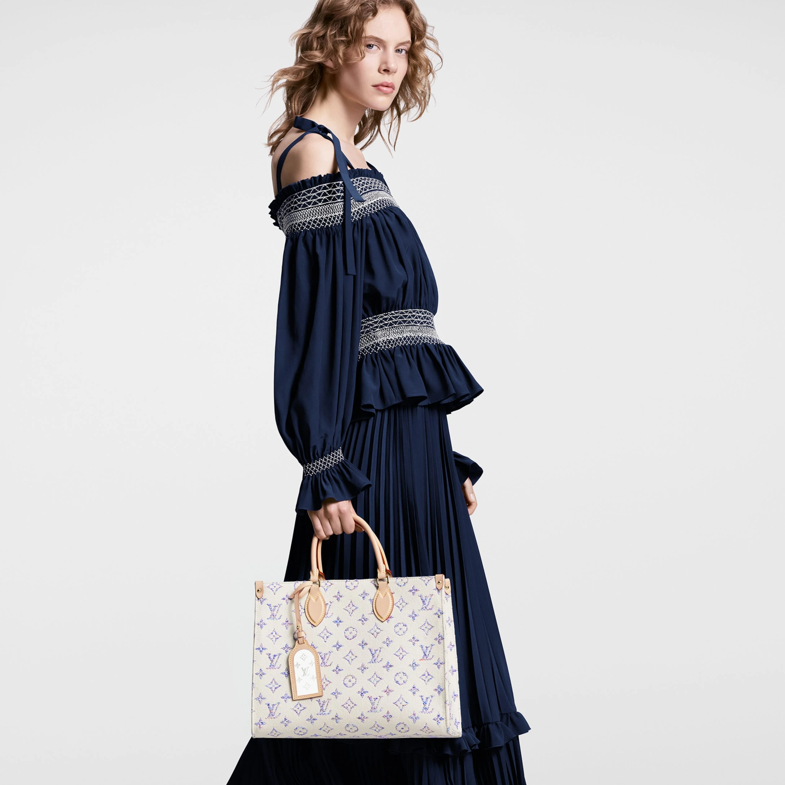 Replica bags lv Louis Vuitton M24708 OnTheGo MM Multicolor Beige