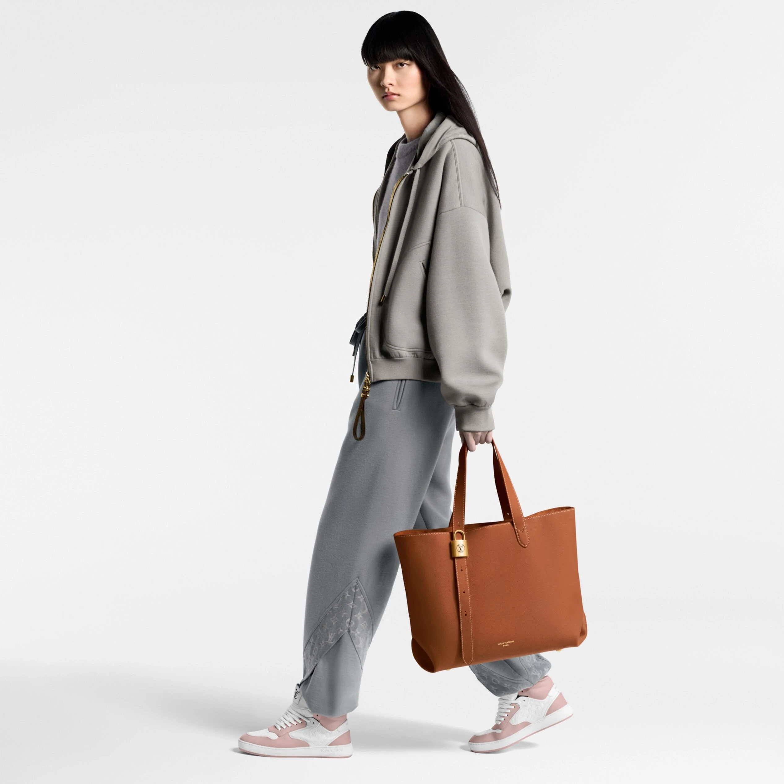 Replica bag Louis Vuitton M25342 Low Key Cabas MM Cognac Brown
