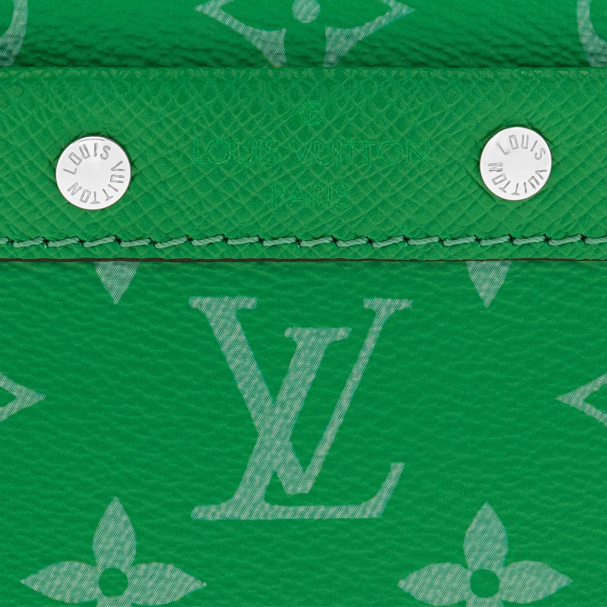 Mythick ru Louis Vuitton M30997 Alpha Wearable Wallet Cactus Green