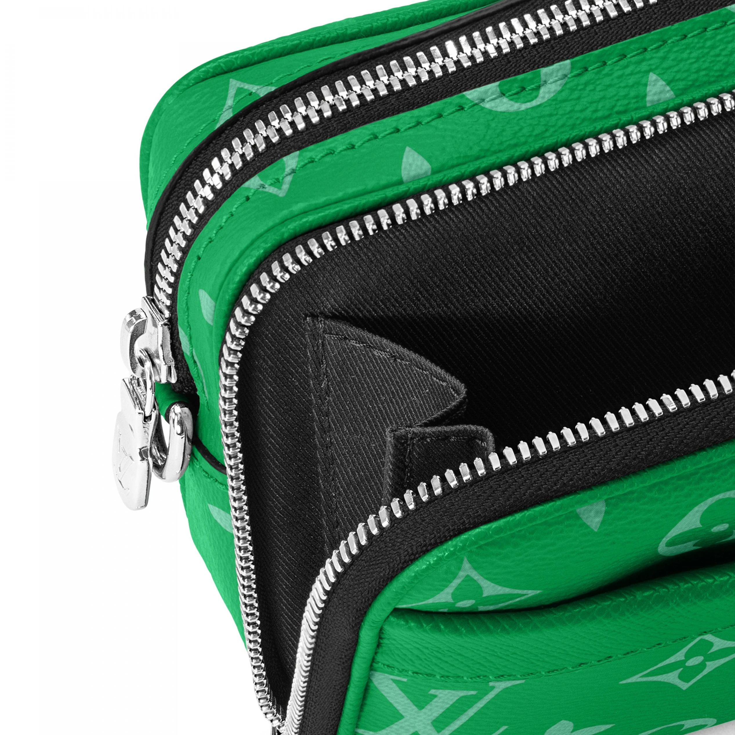Mythick ru Louis Vuitton M30997 Alpha Wearable Wallet Cactus Green