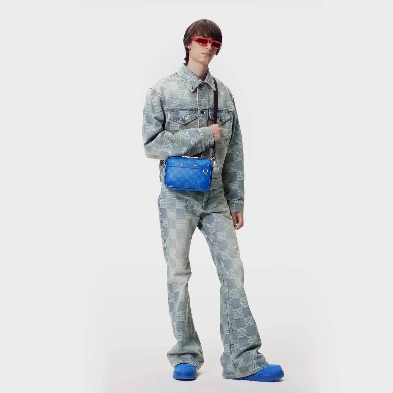 Replica bags Louis Vuitton M31016 Alpha Messenger Agave Blue