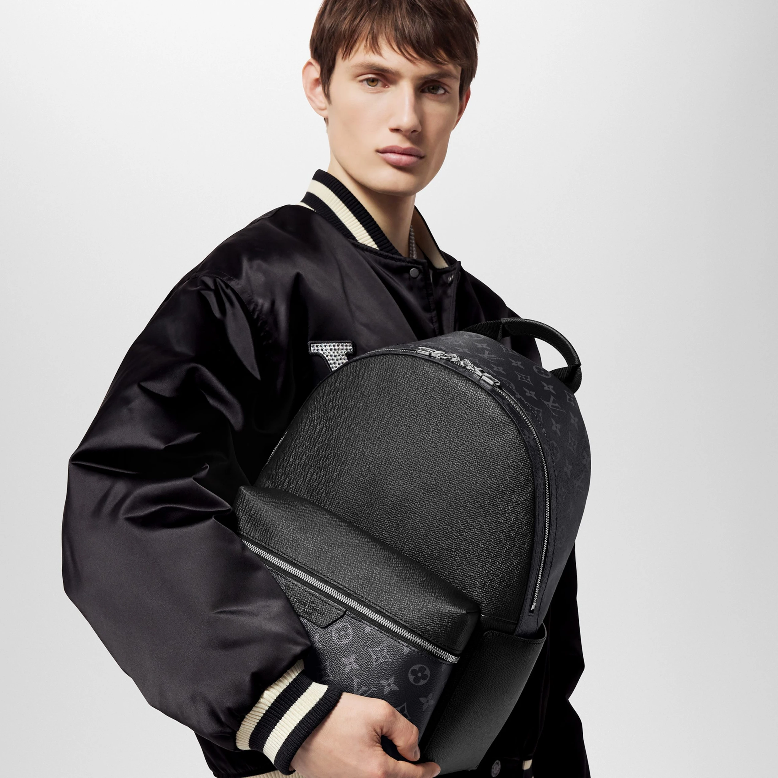Lv belts replica Louis Vuitton M31033 Discovery Backpack Black