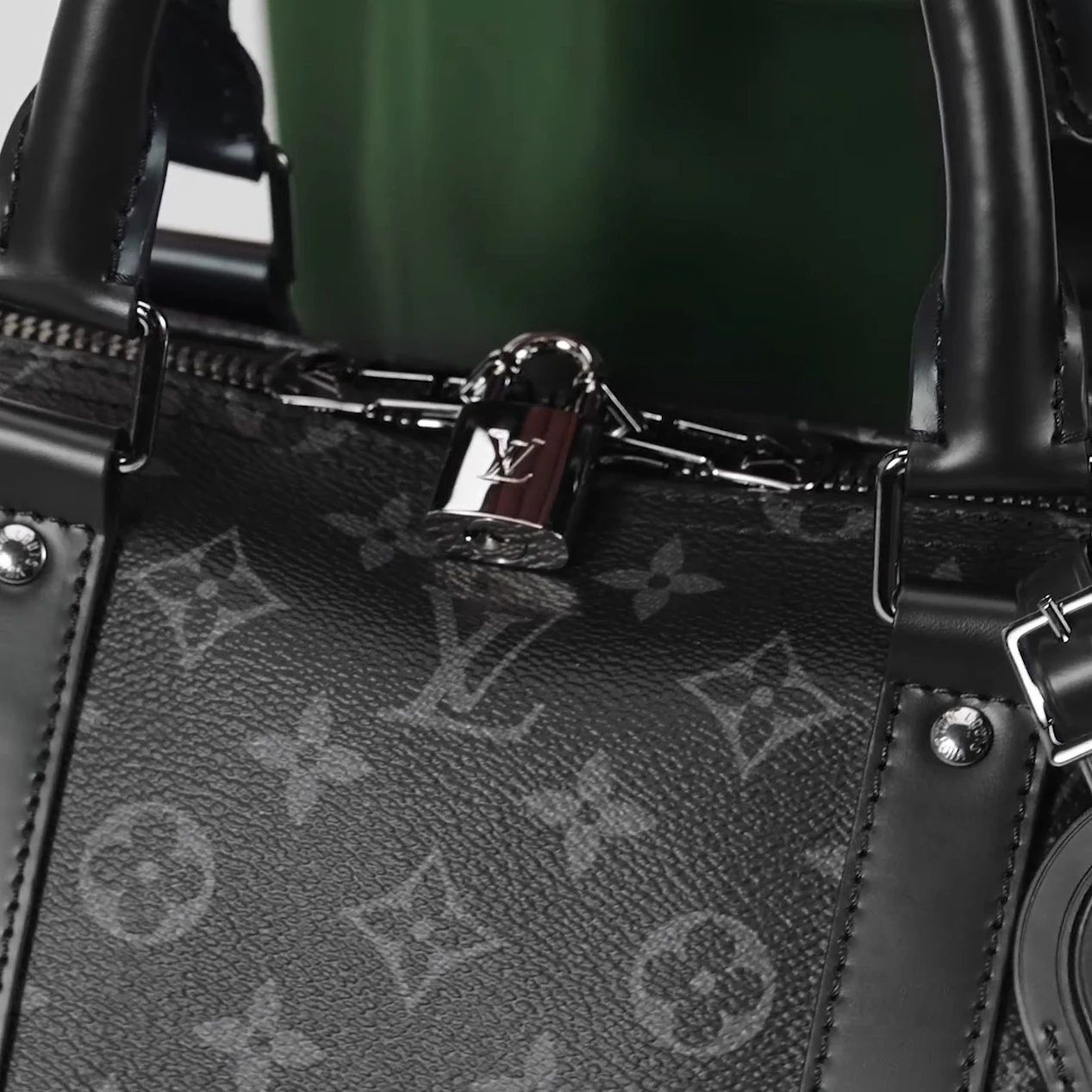 Top lv Louis Vuitton M40605 Keepall Bandoulière 55 Black