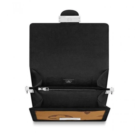Replica bags Louis Vuitton M44599 Dauphine MM