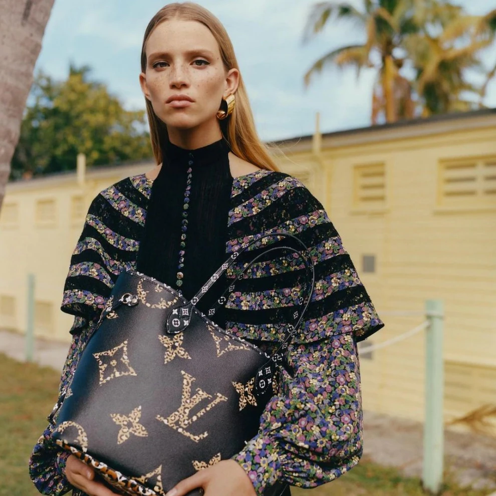 Louis vuitton locations Louis Vuitton M44676 Neverfull MM