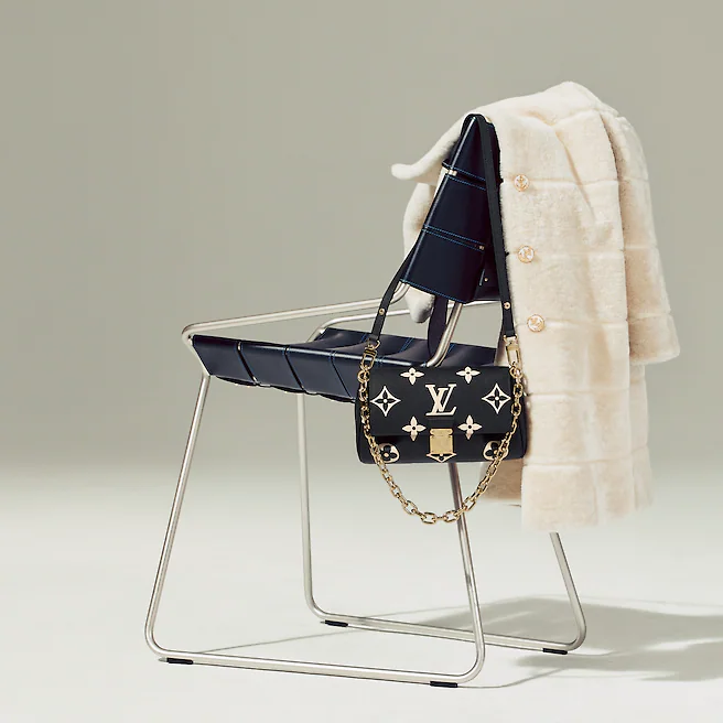 Louis vuitton locations Louis Vuitton M45859 Favorite Black   Beige