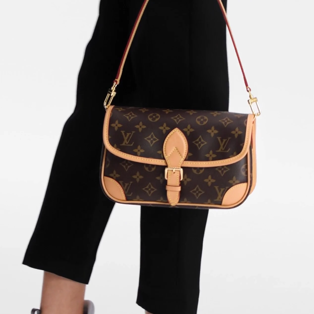 Lv belts replica Louis Vuitton M45985 Diane Black