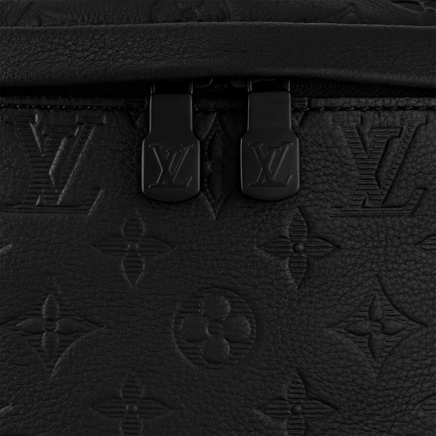 Louis vuitton locations Louis Vuitton M46036 Discovery Bumbag PM