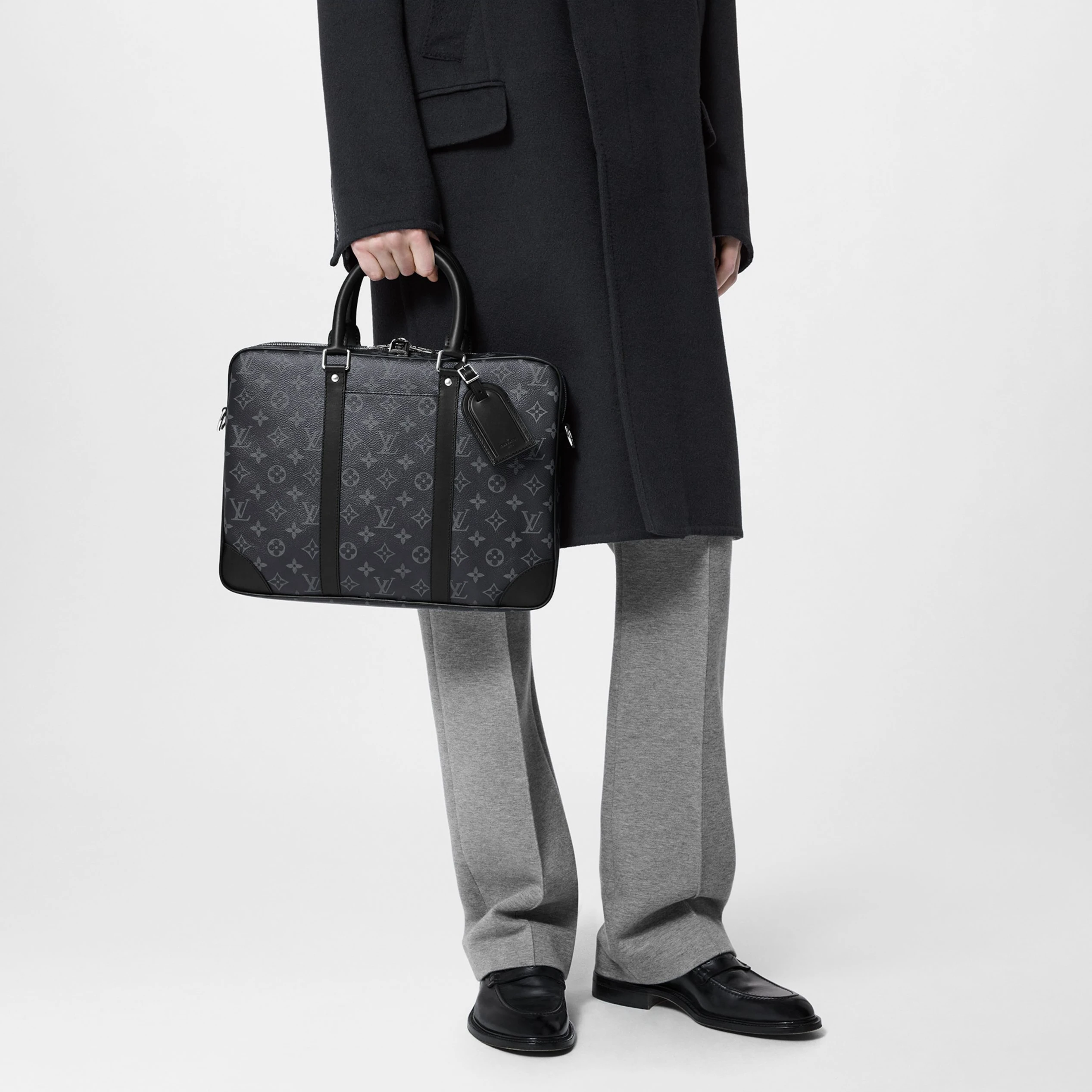 Replica bag Louis Vuitton M46457 Porte-Documents Voyage PM Black