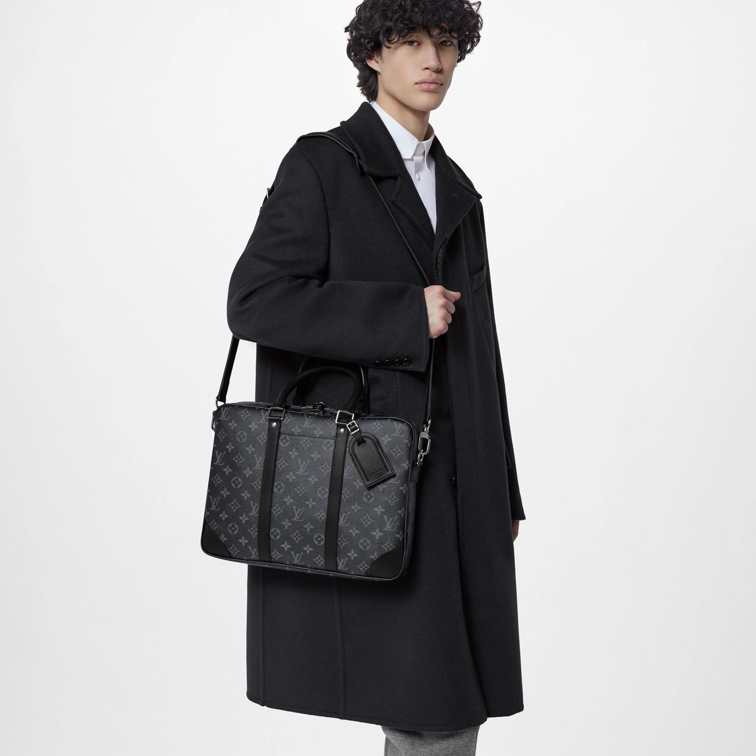 Replica bag Louis Vuitton M46457 Porte-Documents Voyage PM Black